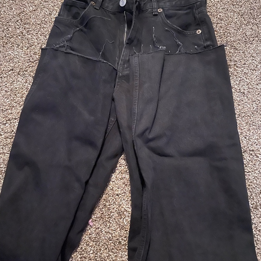 Zara Woman’s Black Wide Leg Jeans with Distressed Ends Size 4 US
